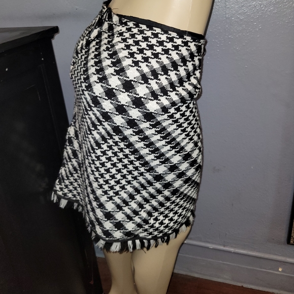 Houndstooth skirt - Picture 5 of 8